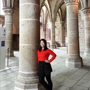 Meet your Posher, Cynthia